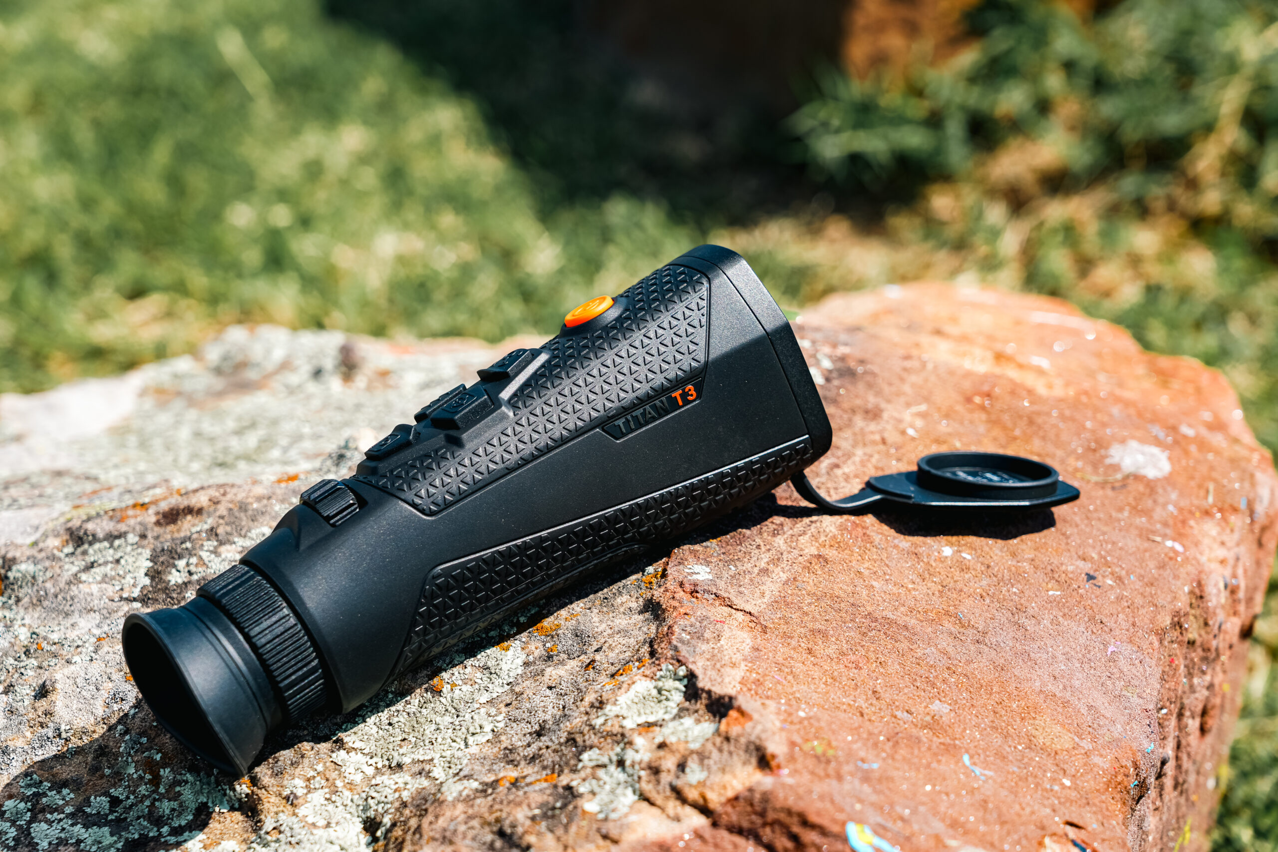 RIX Titan T3 Thermal Monocular (Free 2x Extra Batteries, 4-Port Charger and Lanyard Included!) - Image 12